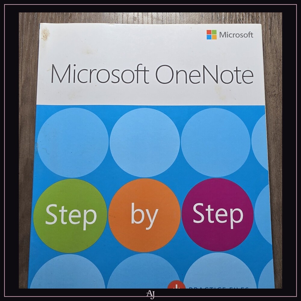 Microsoft OneNote Step by Step Softcover Instruction Book Good Condition